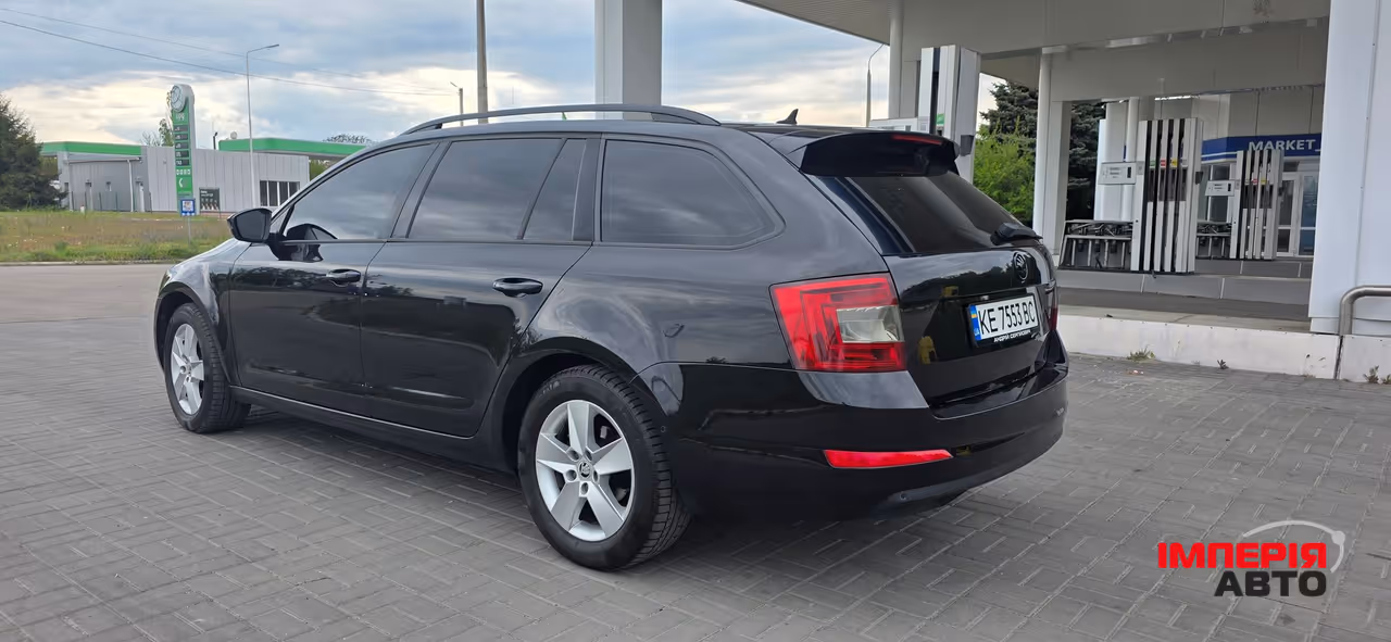 Skoda Octavia - фото 4