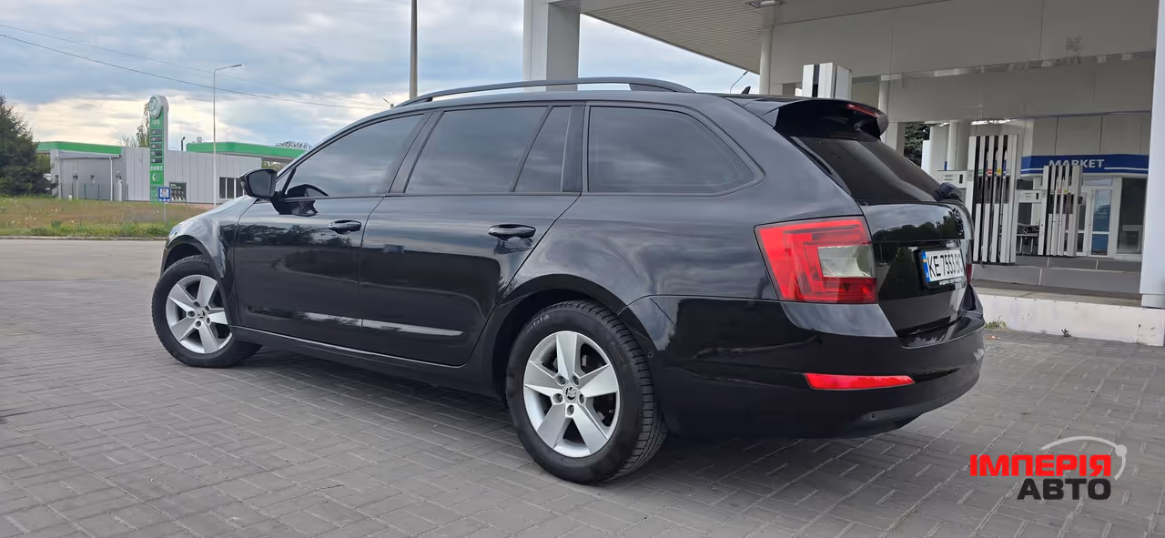 Skoda Octavia - фото 14