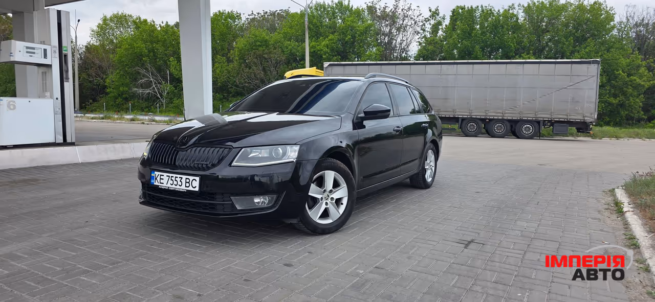 Skoda Octavia - фото 8