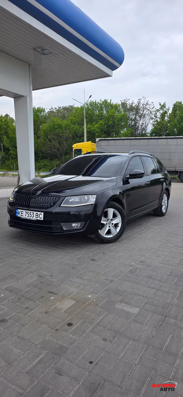 Skoda Octavia - фото 3