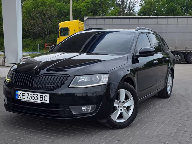 Skoda Octavia - фото 2