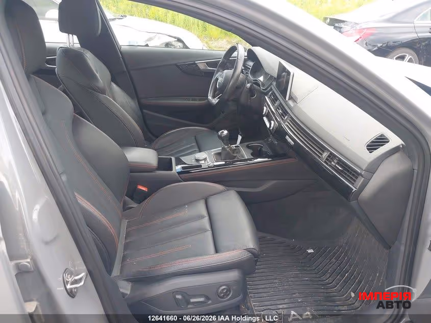 Audi A4 - фото 4