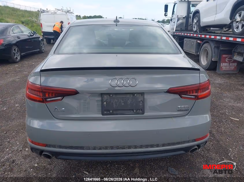 Audi A4 - фото 9