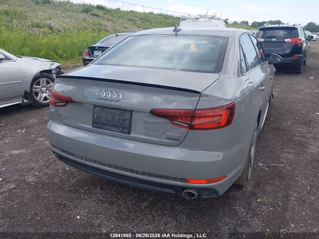 Audi A4 - фото 3