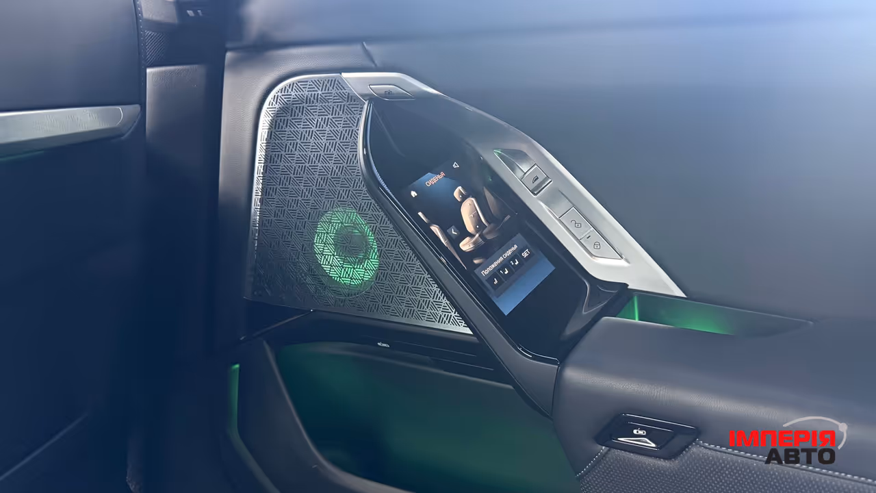 BMW i7 - фото 17