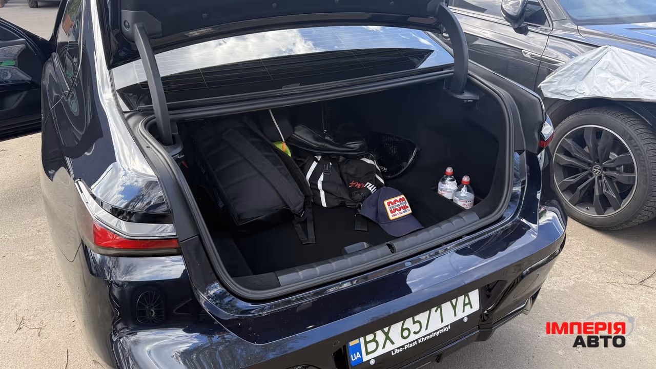 BMW i7 - фото 7
