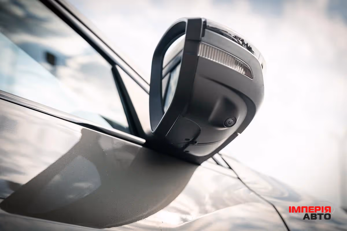 Audi e-tron - фото 9