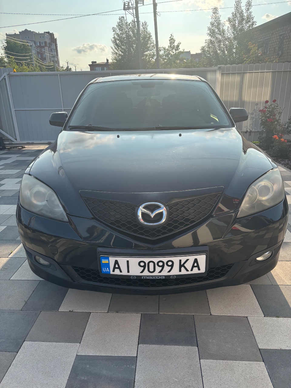 Mazda 3 - фото 1