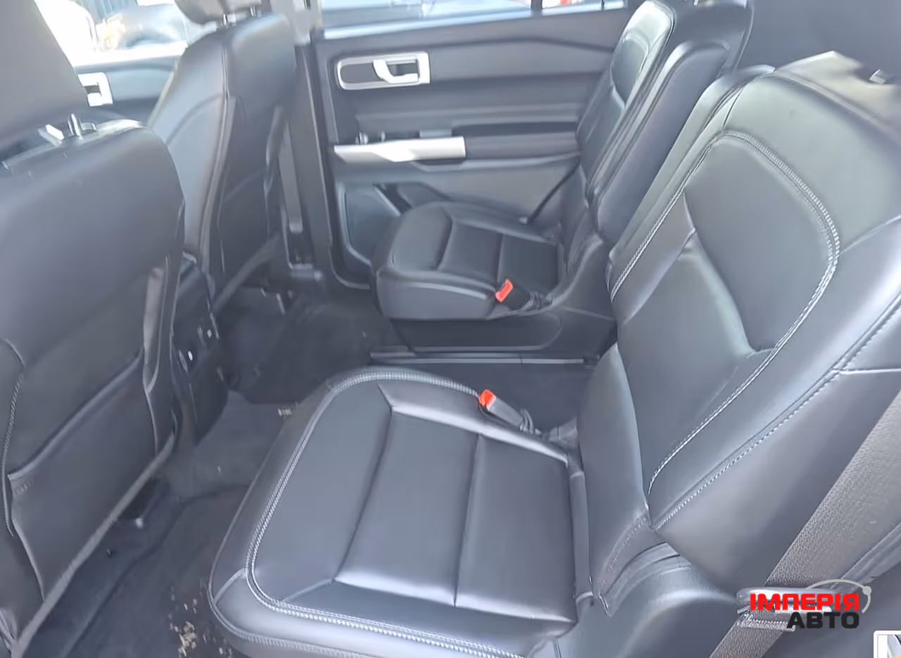 Ford Explorer - фото 9