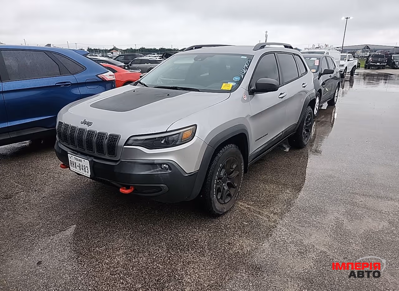 Jeep Cherokee - фото 1