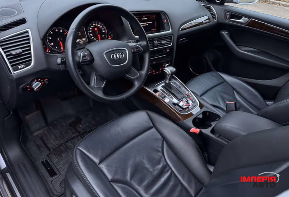 Audi Q5 - фото 8