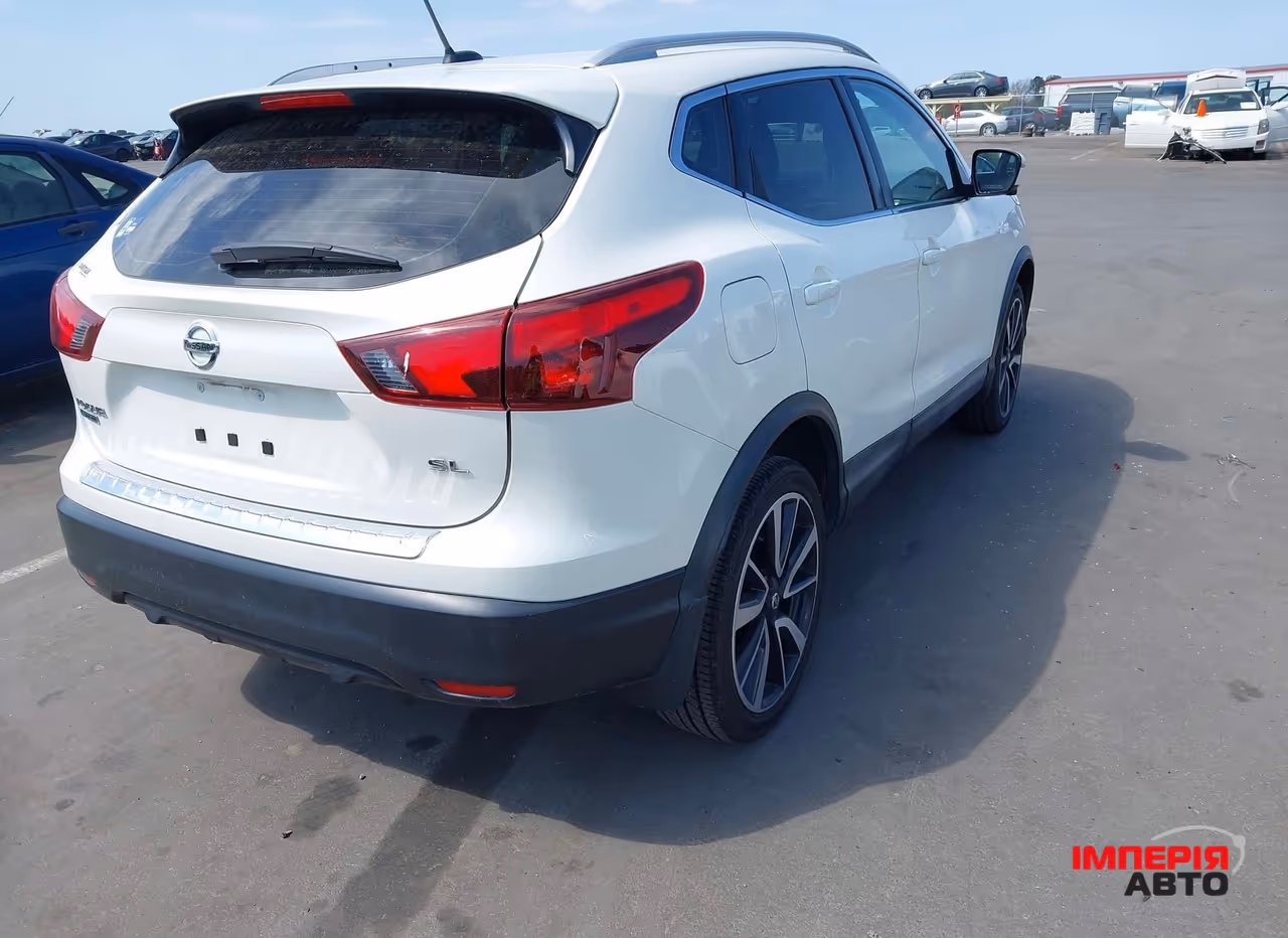 Nissan Rogue Sport - фото 4