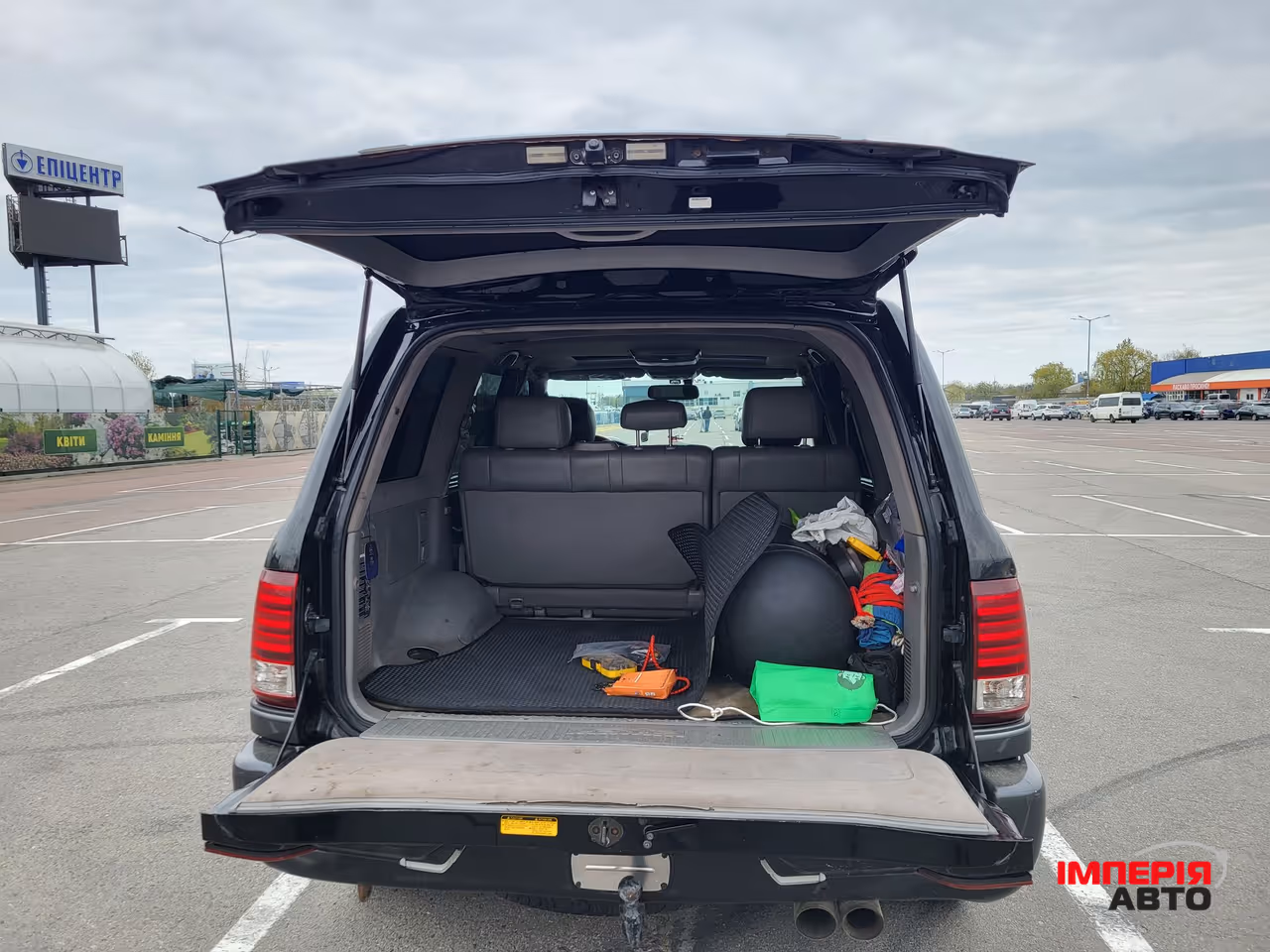 Lexus LX - фото 13