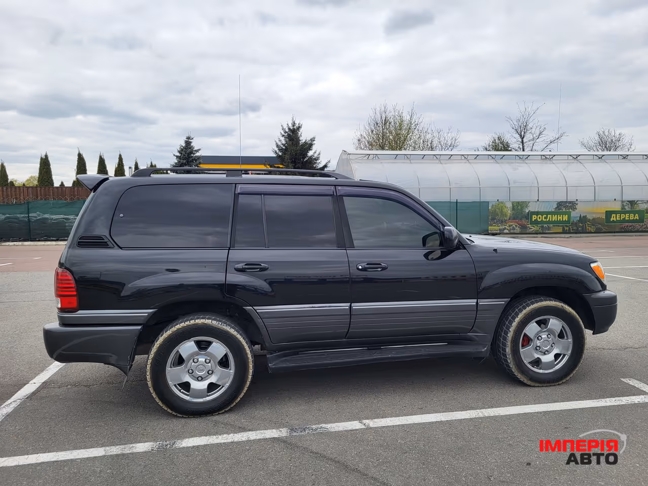 Lexus LX - фото 6