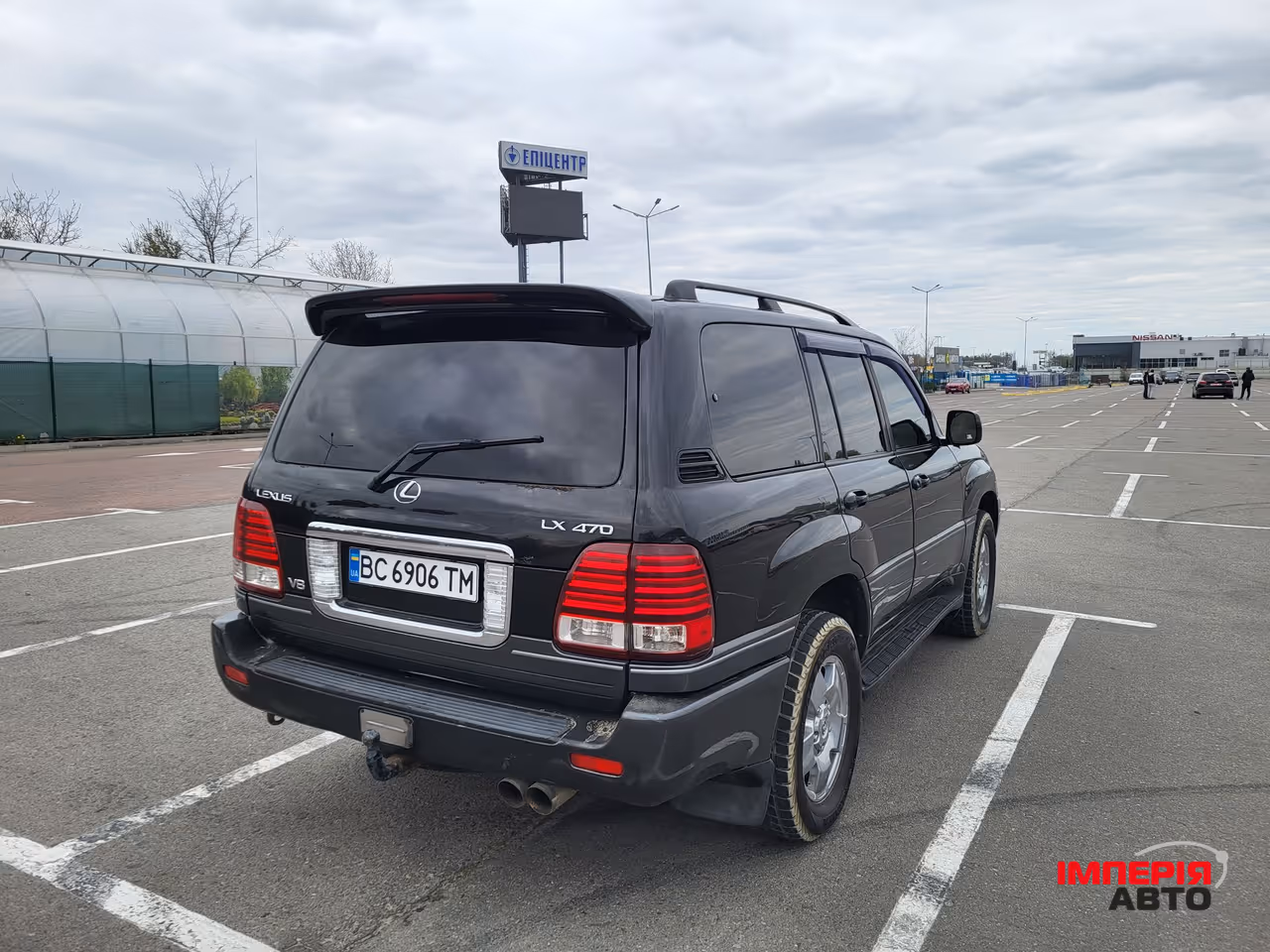 Lexus LX - фото 7