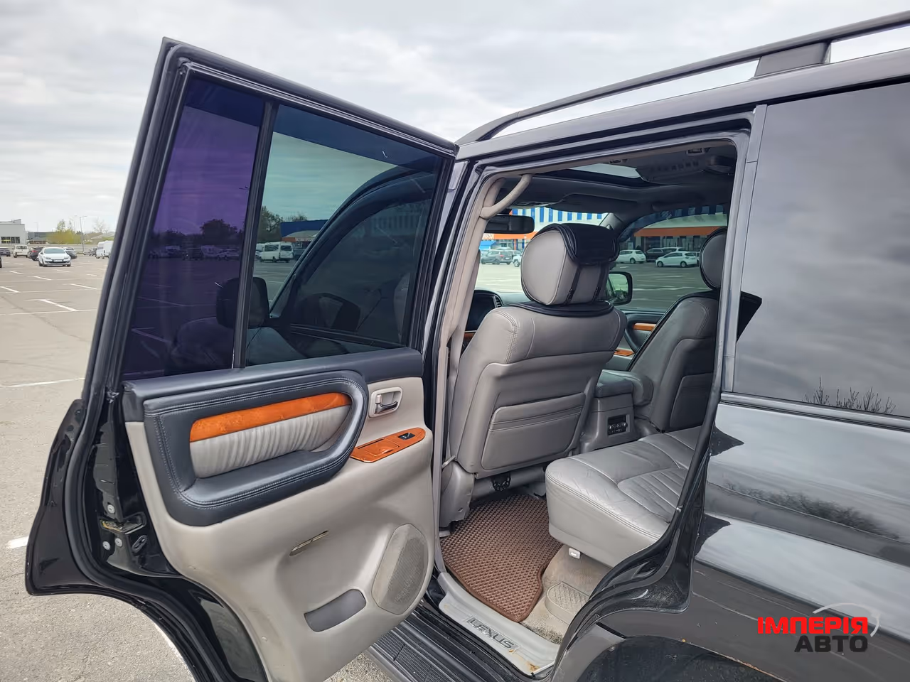 Lexus LX - фото 15