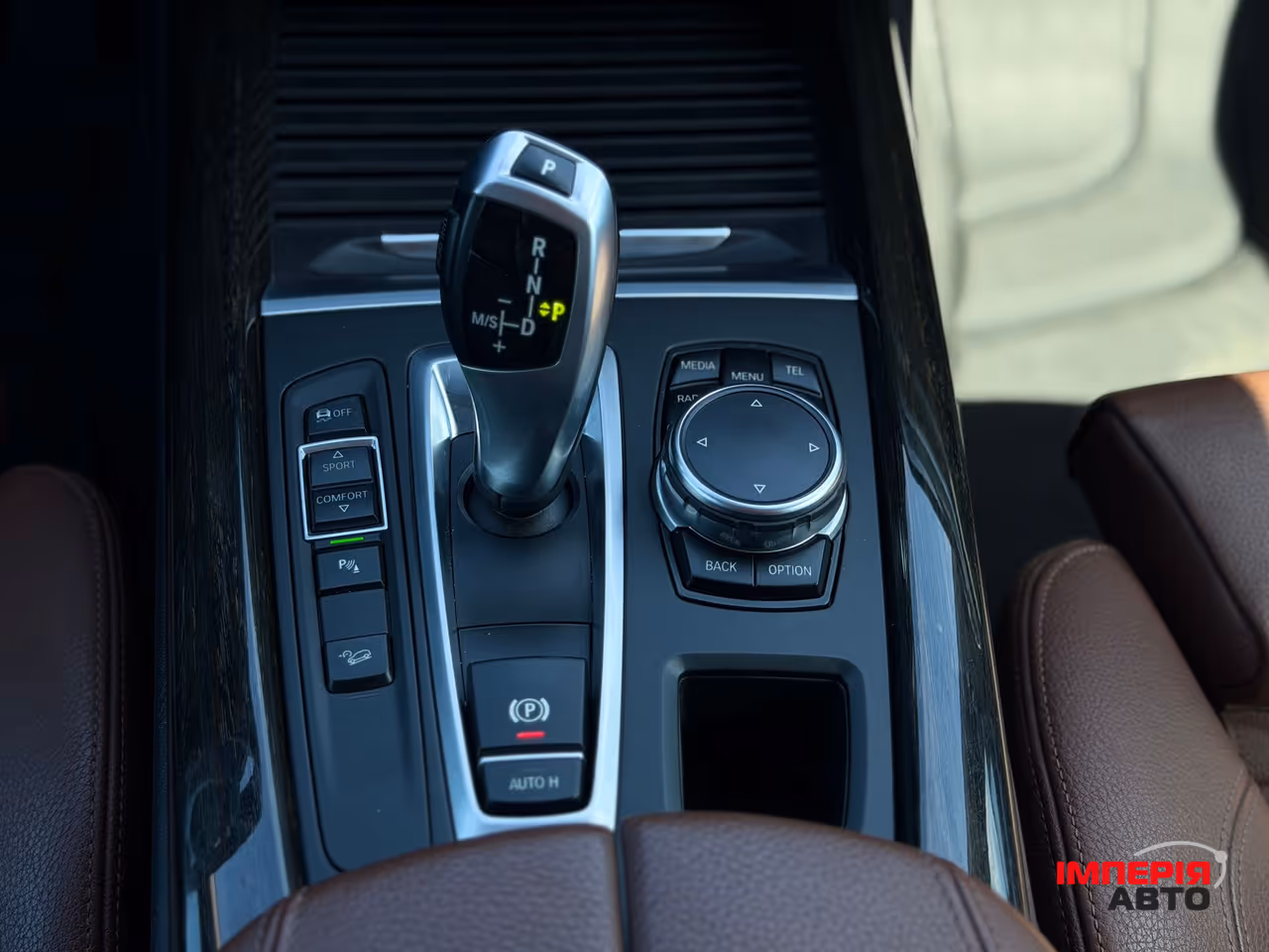BMW X5 - фото 14