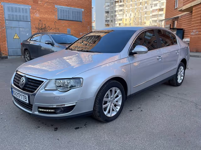 Volkswagen Passat - фото 1