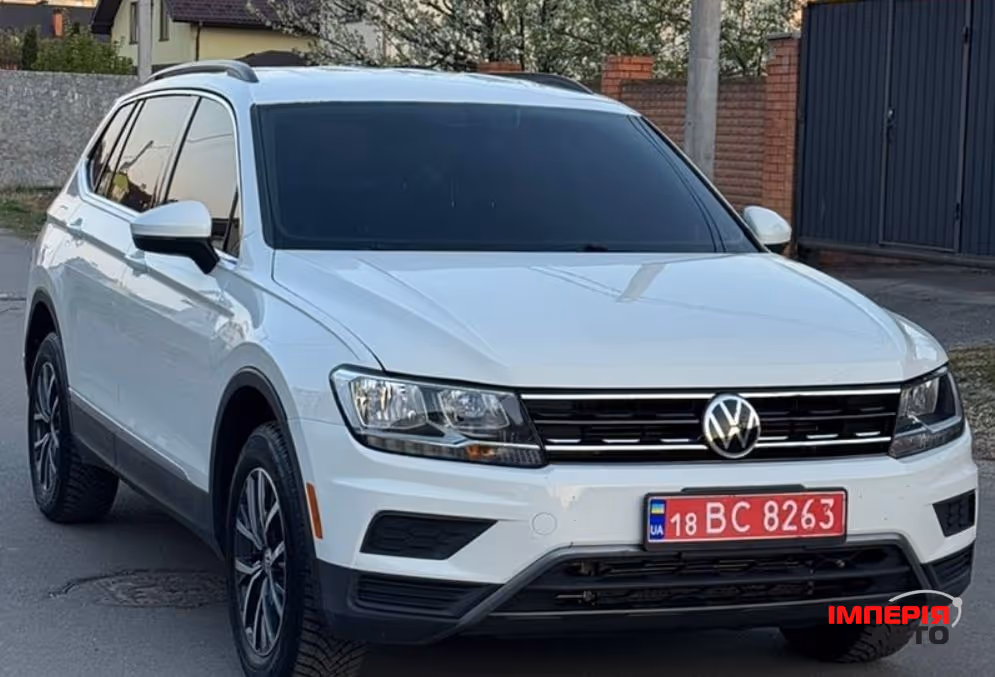 Volkswagen Tiguan - фото 2