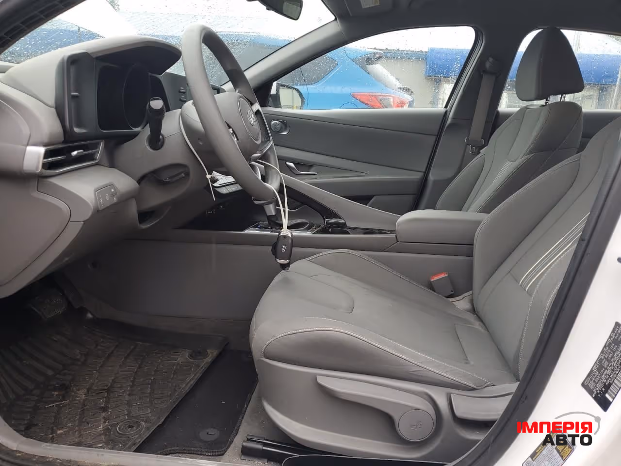 Hyundai Elantra - фото 8