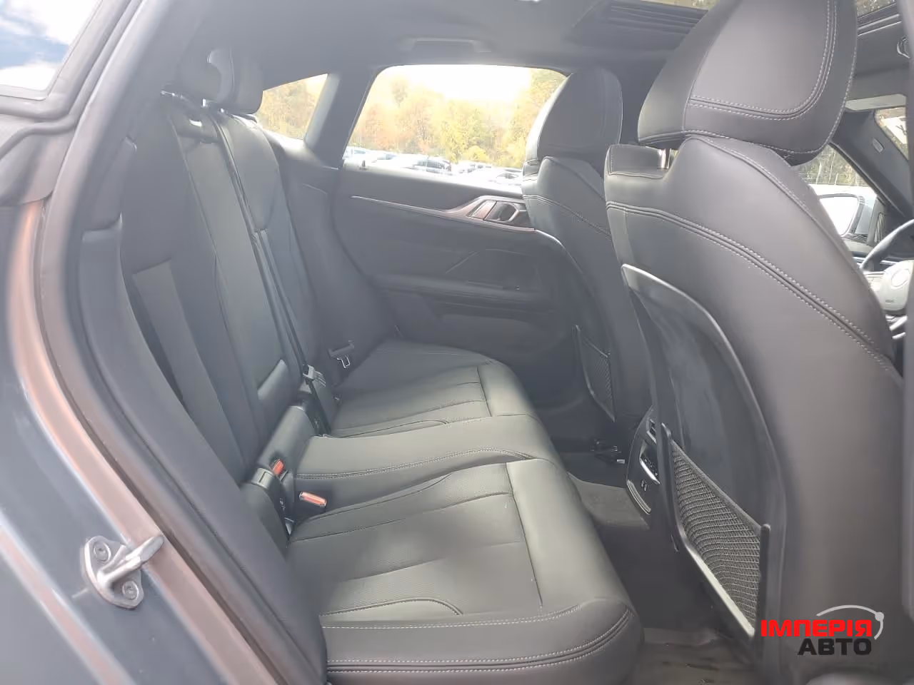 BMW i4 - фото 5
