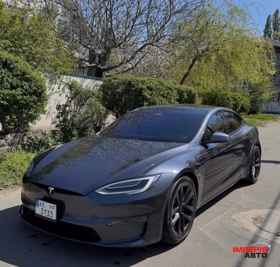 Tesla Model S - фото 2