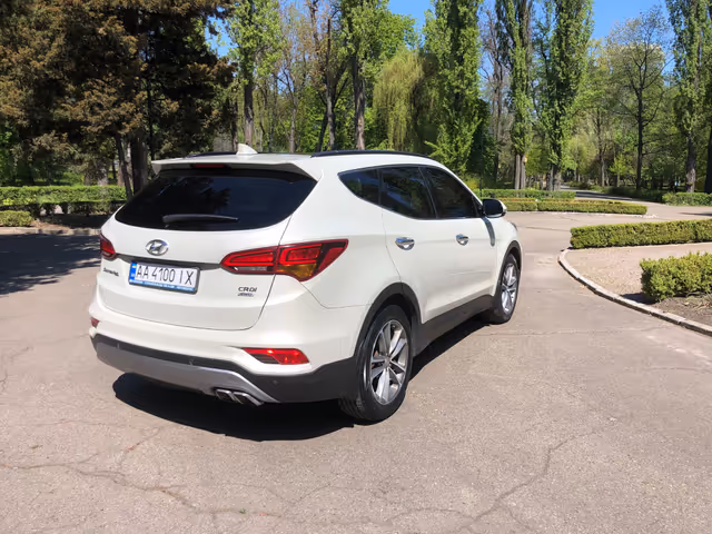 Hyundai Santa Fe - фото 4