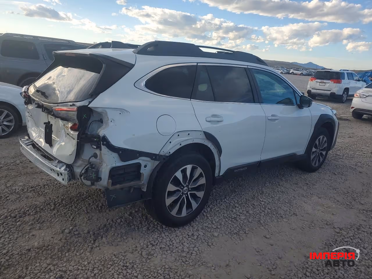 Subaru Outback - фото 3