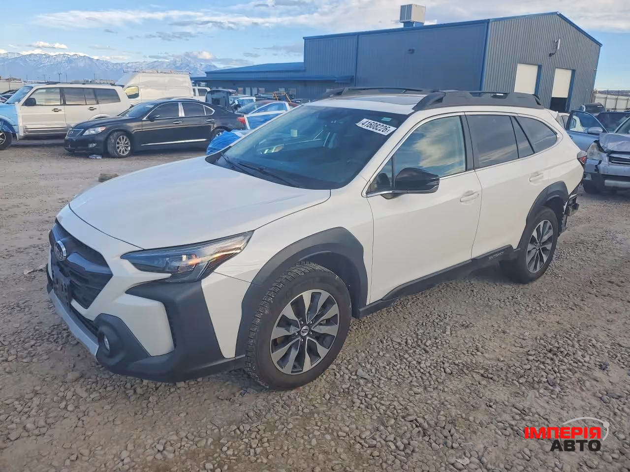 Subaru Outback - фото 1