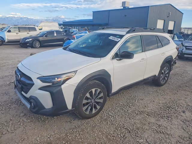 Subaru Outback - фото 1