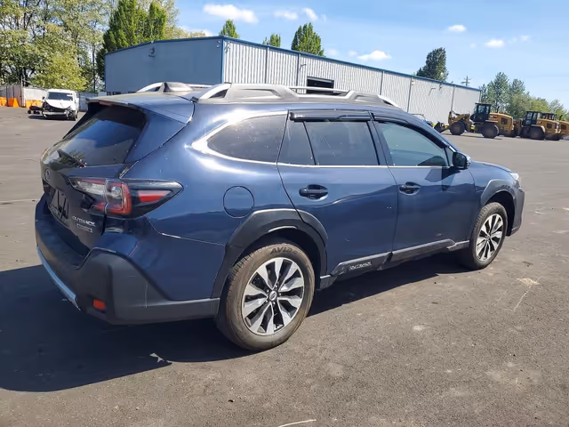 Subaru Outback - фото 3