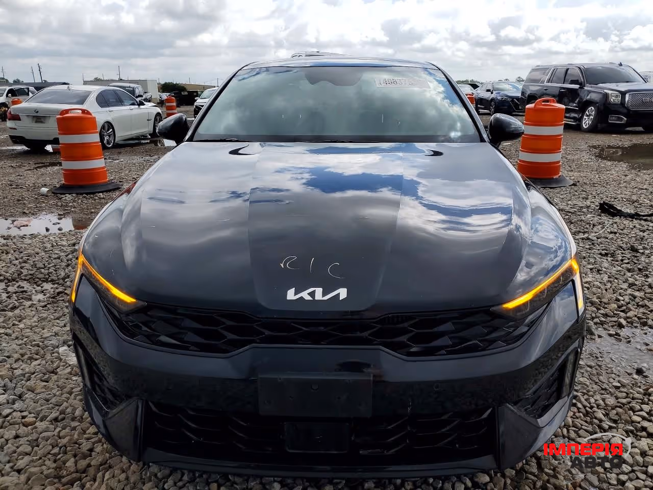 Kia K5 - фото 1
