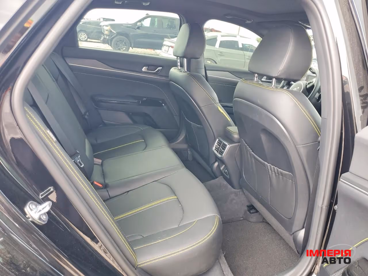 Kia K5 - фото 9