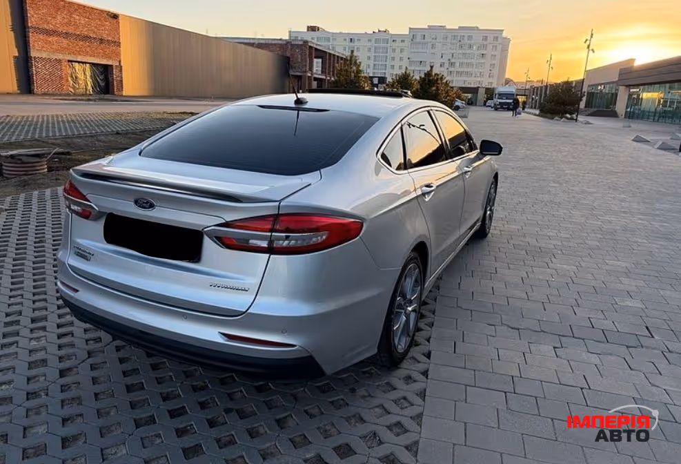 Ford Fusion USA - фото 3