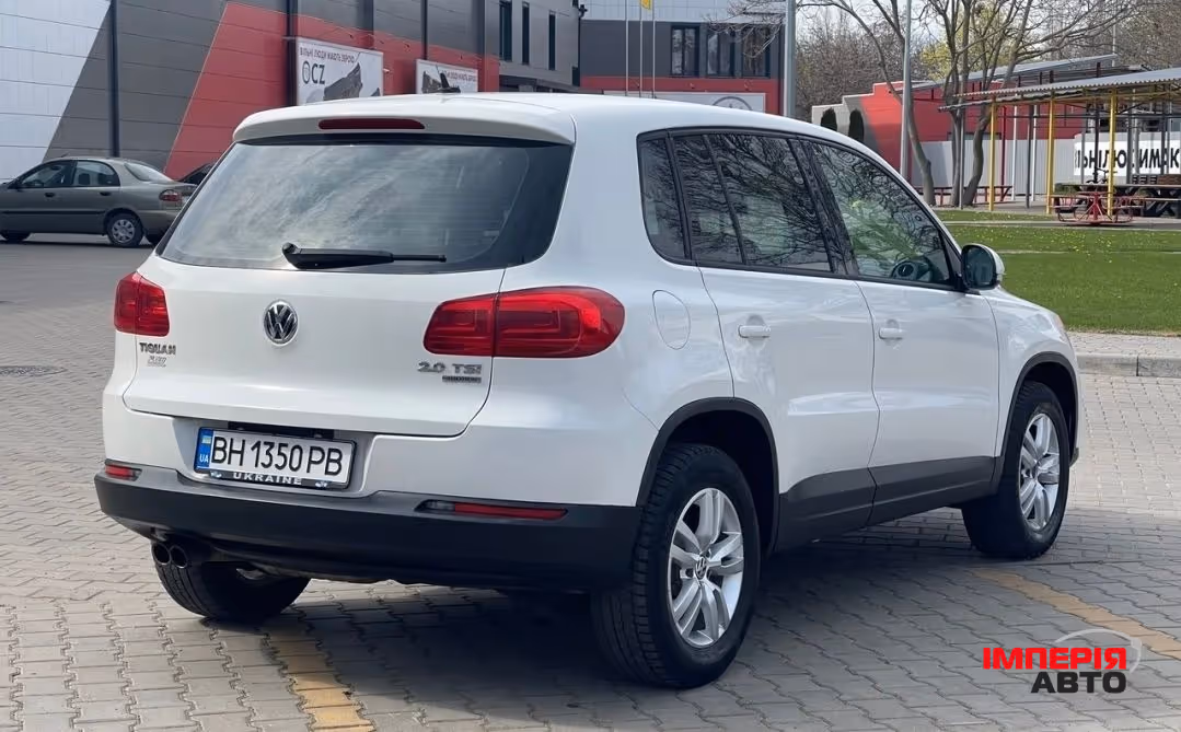 Volkswagen Tiguan - фото 7