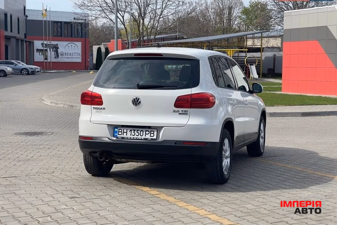Volkswagen Tiguan - фото 4