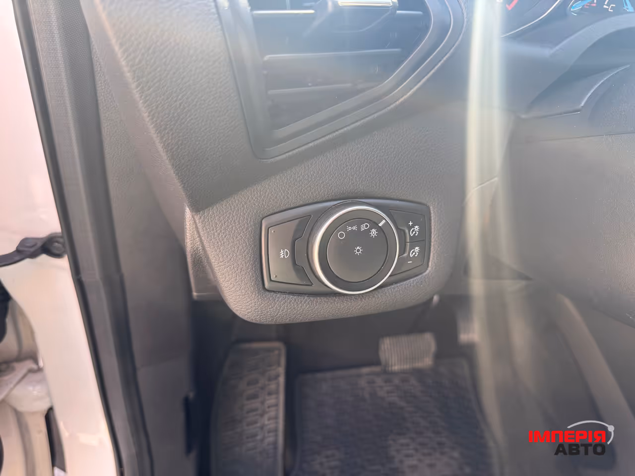 Ford Escape - фото 11