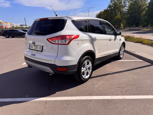 Ford Escape - фото 4