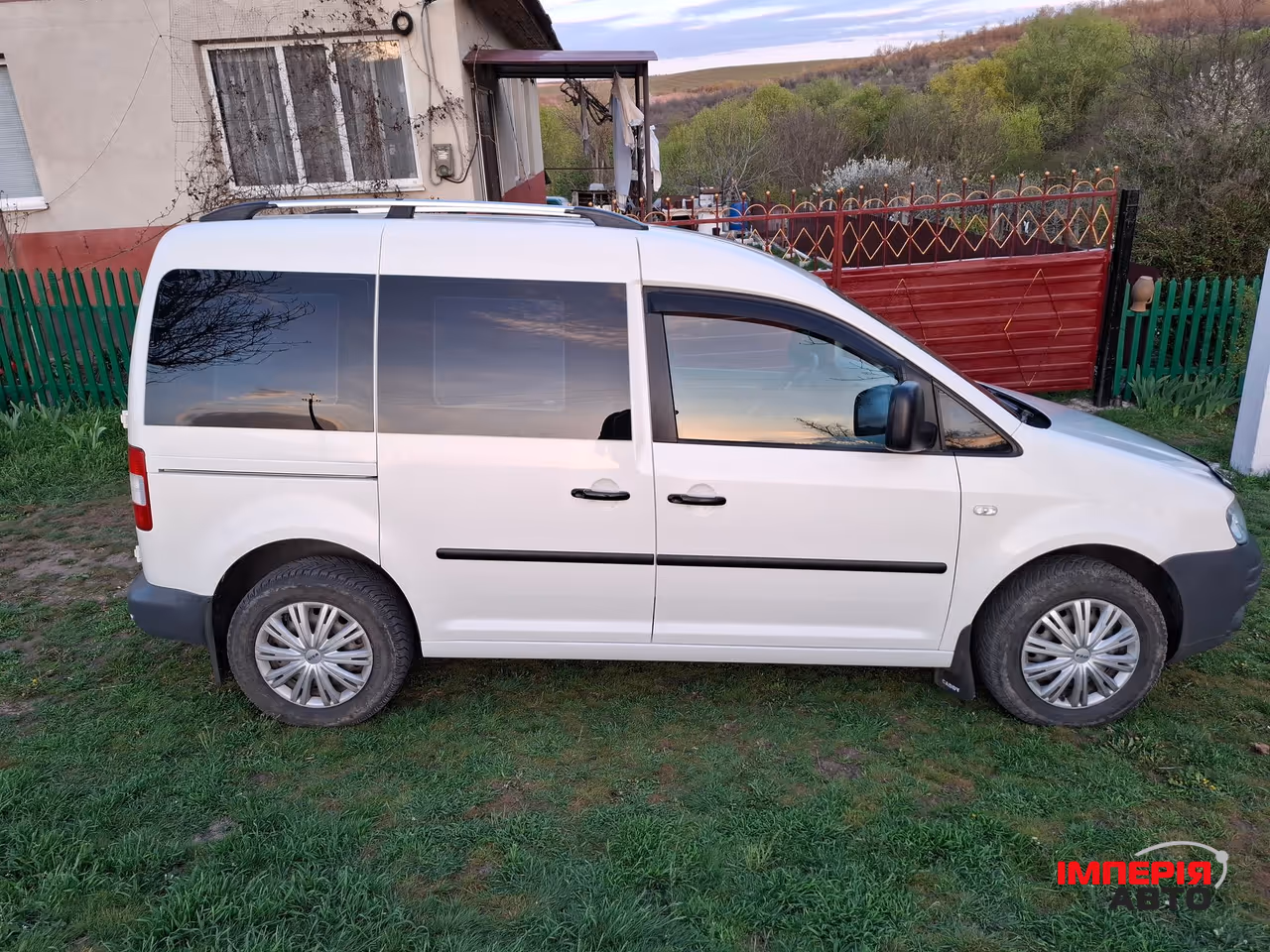 Volkswagen Caddy - фото 3