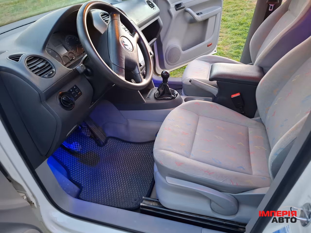 Volkswagen Caddy - фото 11