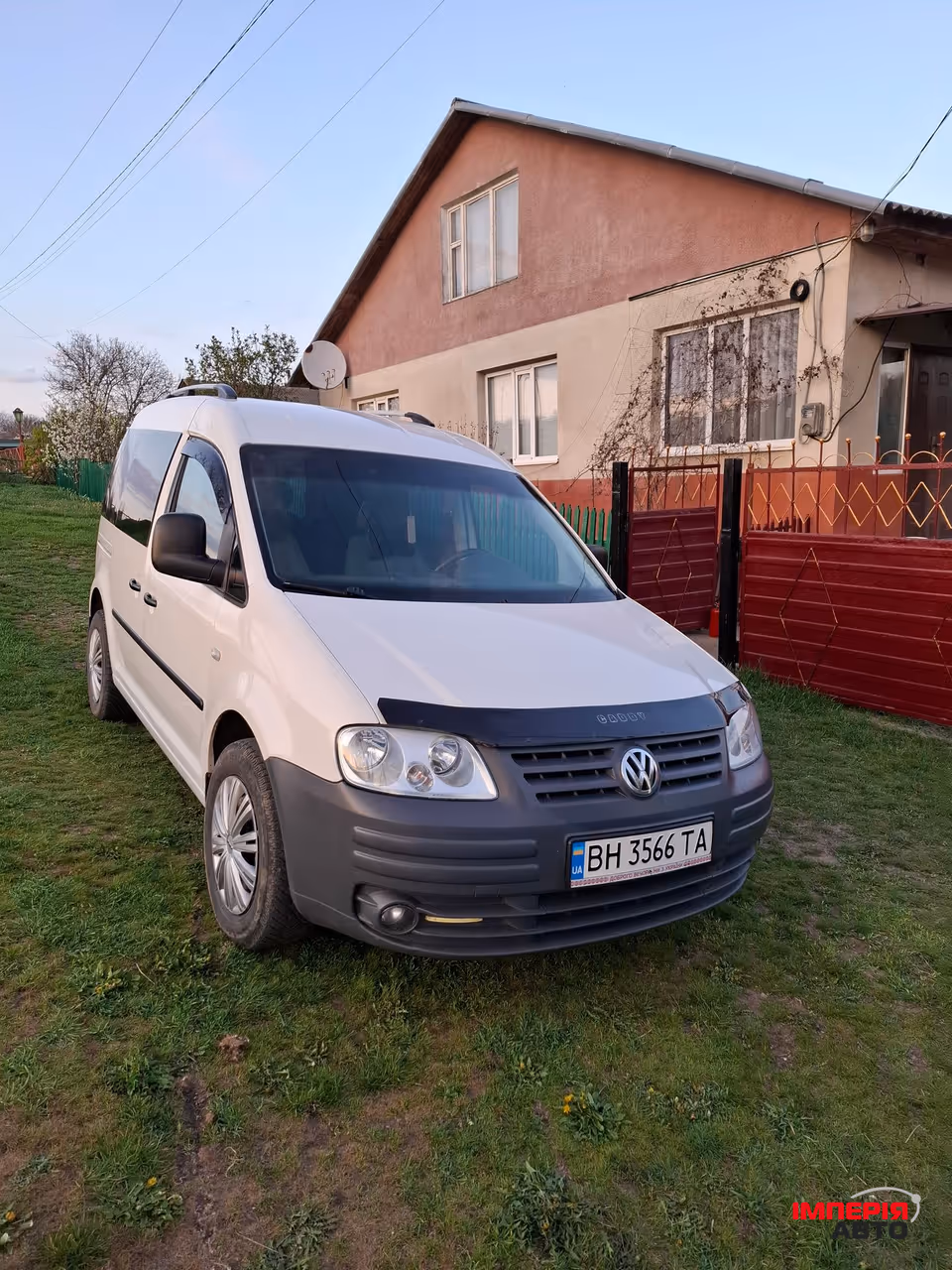 Volkswagen Caddy - фото 2