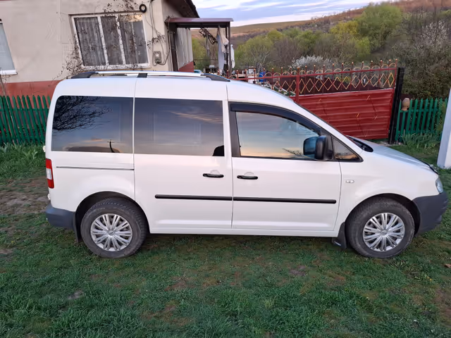 Volkswagen Caddy - фото 3