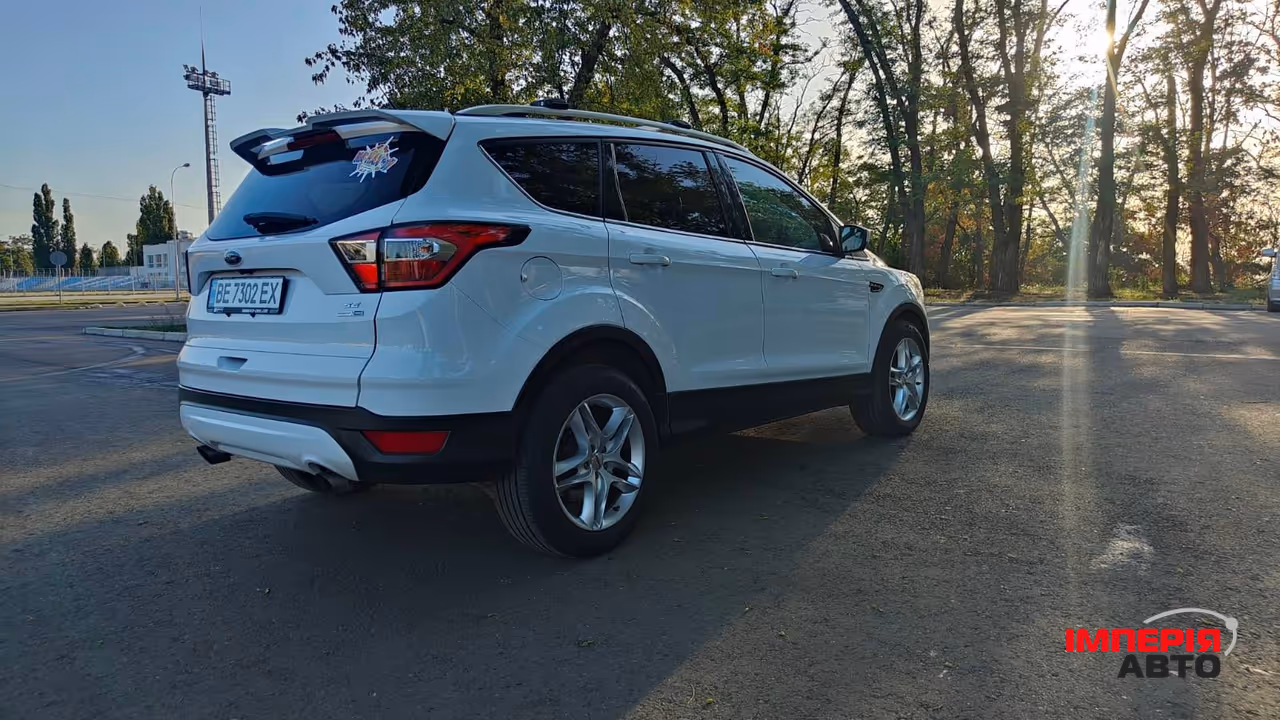 Ford Escape - фото 3