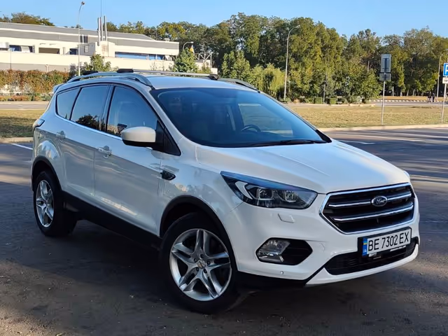 Ford Escape - фото 1