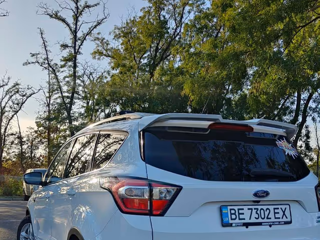 Ford Escape - фото 5