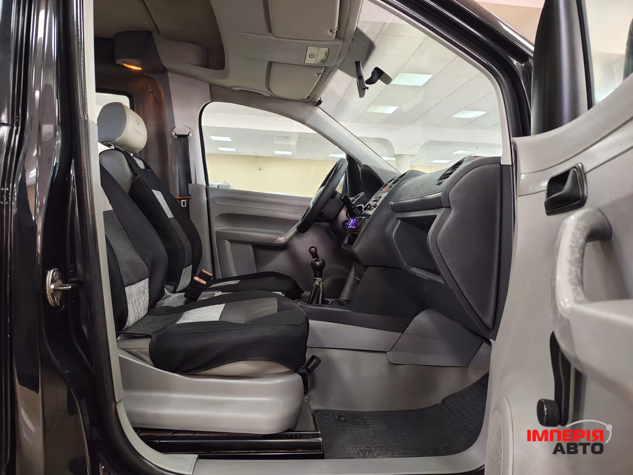 Volkswagen Caddy - фото 7