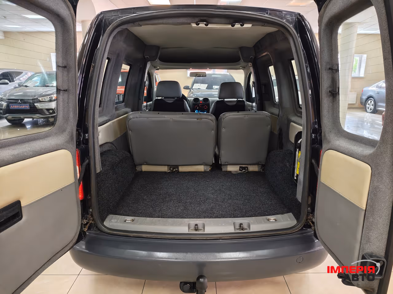 Volkswagen Caddy - фото 3