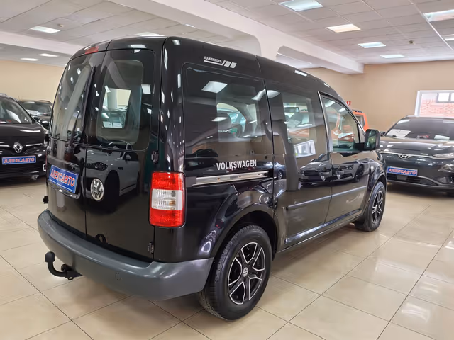 Volkswagen Caddy - фото 4
