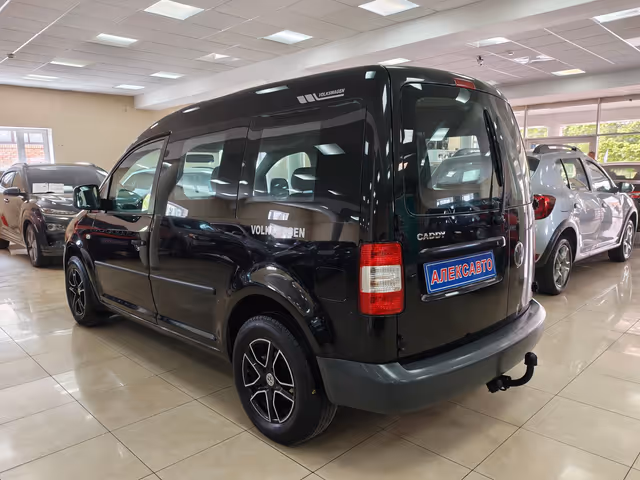 Volkswagen Caddy - фото 2