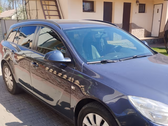 Opel Insignia - фото 2